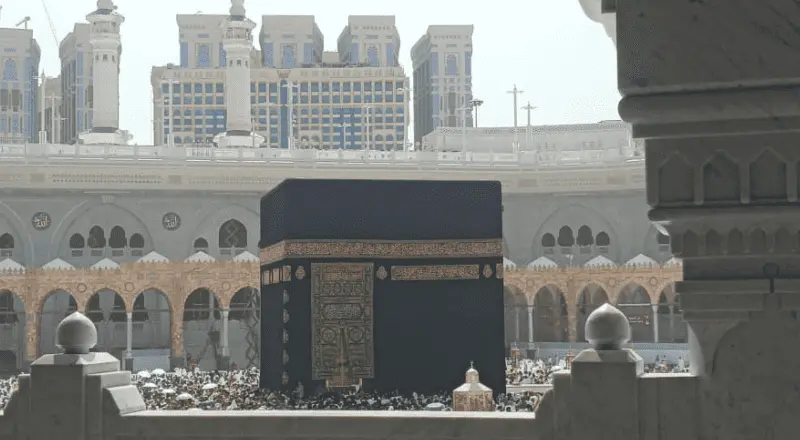 Save Money With Umrah Holiday Deals