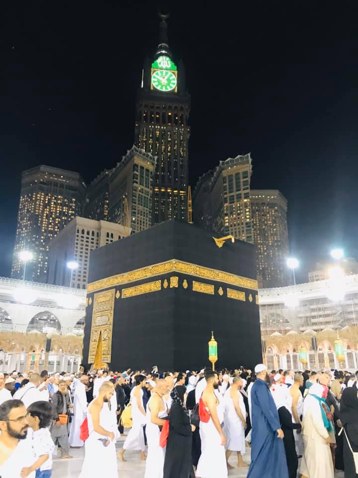 Tawaf round the Holy Kabah 