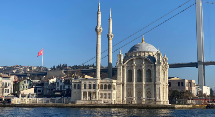 Top 5 Tips for Planning the Perfect Vacation in Turkey 2025