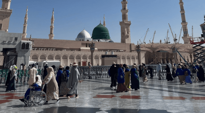 Solo Female Umrah Offers