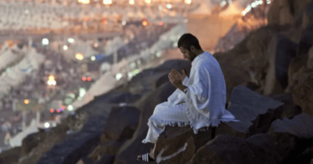 Best Time to Make Dua According to the Quran and Sunnah
